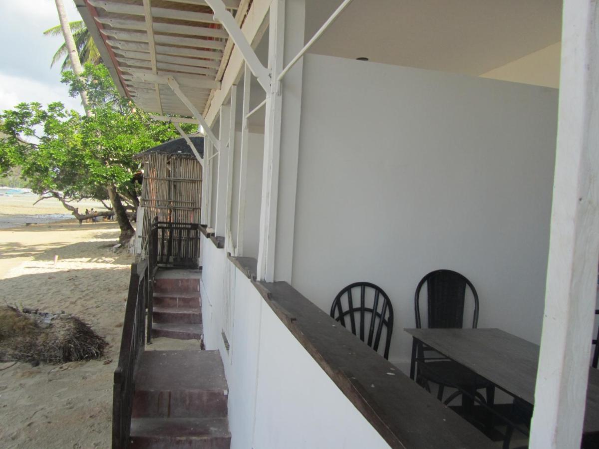 Islandfront Cottages And Restaurant El Nido Esterno foto