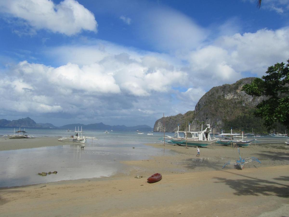 Islandfront Cottages And Restaurant El Nido Esterno foto